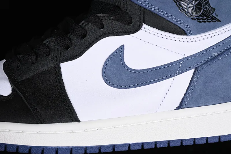 All Categories Air Jordan Jordan Series Basketball Shoes Air Jordan 1 High Air Jordan 1 Retro High OG AJ1 Six-time Champion Playful Blue Moon Basketball Shoes 555088-115